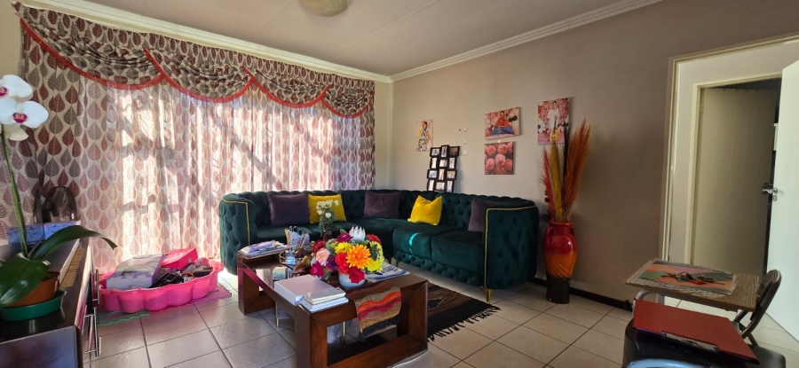2 Bedroom Property for Sale in Flamwood North West